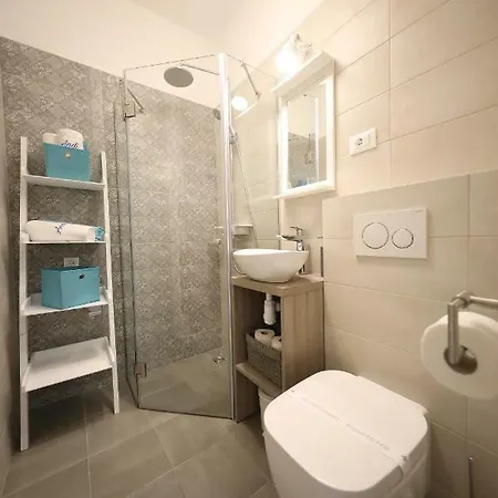 Studio Andi Apartment *